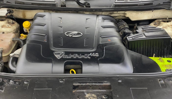 2012 Mahindra XUV500 W8, Diesel, Manual, 1,34,908 km, Engine View