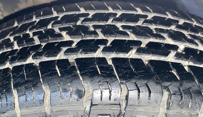 2016 Maruti Alto K10 LXI, Petrol, Manual, 14,254 km, Left Rear Tyre Tread