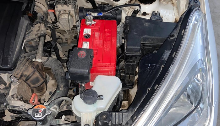 2016 Hyundai Grand i10 ASTA (O) AT 1.2 KAPPA VTVT, Petrol, Automatic, 43,523 km, Engine View - Left