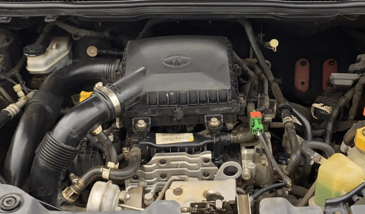 2018 Tata NEXON XZ PETROL, Petrol, Manual, 40,750 km, Engine View