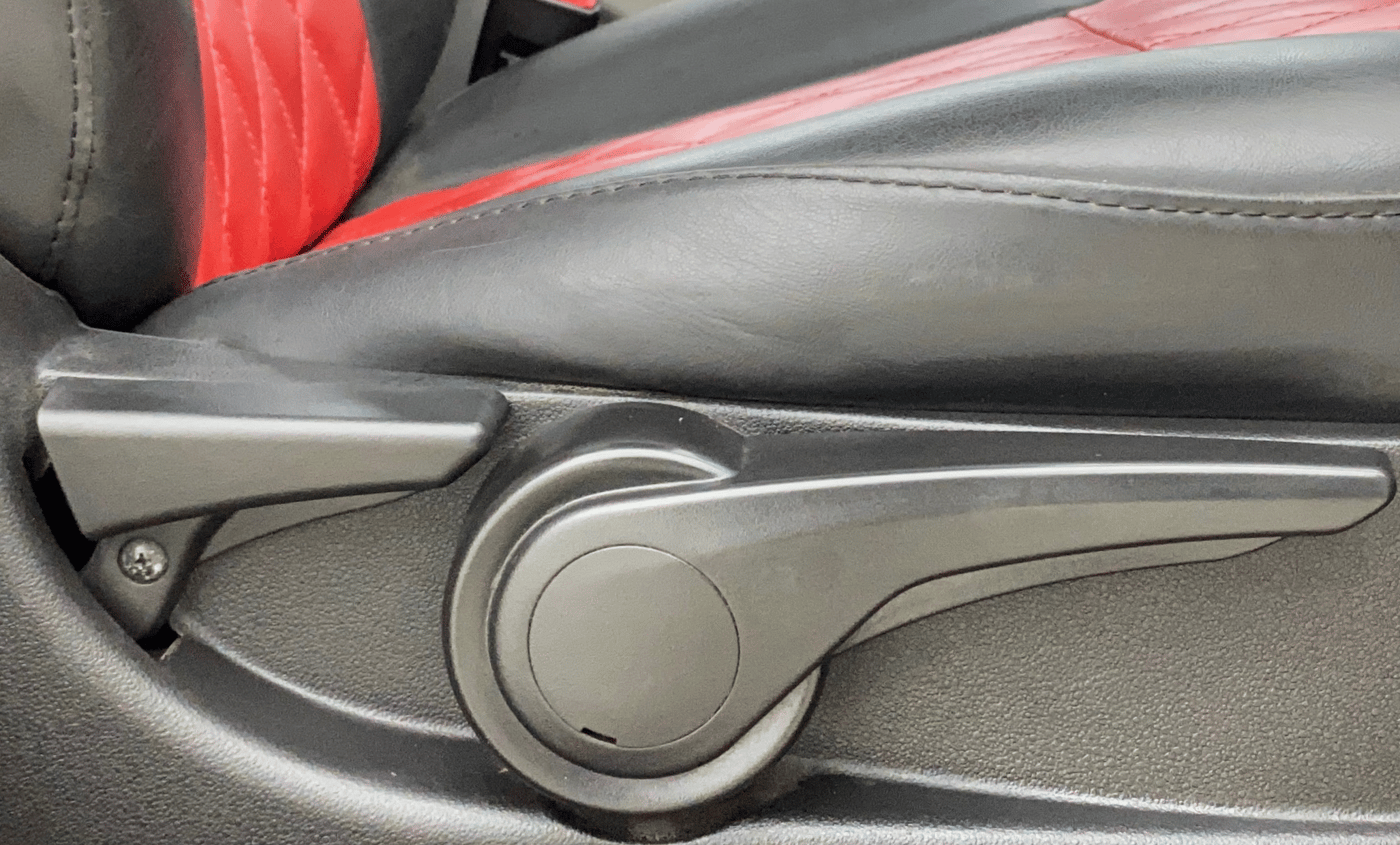 2018 Tata NEXON XZ PETROL, Petrol, Manual, 40,750 km, Driver Side Adjustment Panel