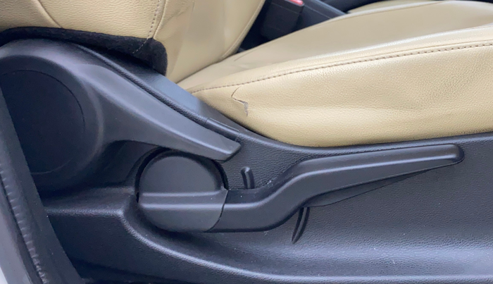 2020 Honda City 1.5L I-VTEC ZX, Petrol, Manual, 73,004 km, Driver Side Adjustment Panel