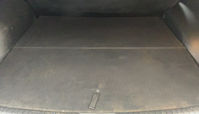 2016 Hyundai Creta SX PLUS 1.6 PETROL, Petrol, Manual, 75,041 km, Boot Inside