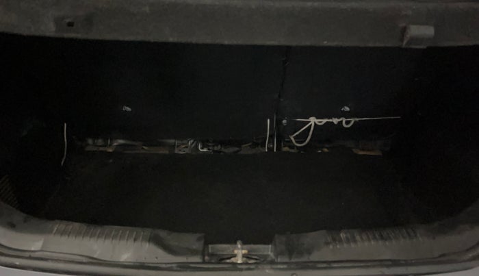 2017 Maruti IGNIS DELTA 1.2 AMT, Petrol, Automatic, 82,999 km, Boot Inside