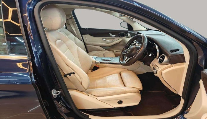 2020 Mercedes Benz GLC CLASS 200 Progressive, Petrol, Automatic, 43,702 km, Right Side Front Door Cabin