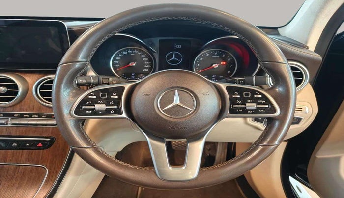 2020 Mercedes Benz GLC CLASS 200 Progressive, Petrol, Automatic, 43,702 km, Steering Wheel Close Up