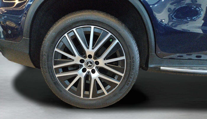 2020 Mercedes Benz GLC CLASS 200 Progressive, Petrol, Automatic, 43,702 km, Right Rear Wheel