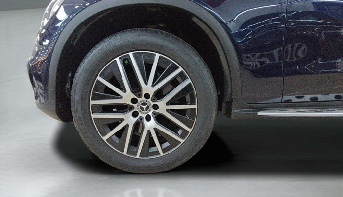 2020 Mercedes Benz GLC CLASS 200 Progressive, Petrol, Automatic, 43,702 km, Left Front Wheel