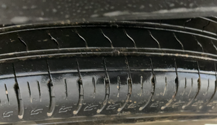 2023 KIA CARENS PRESTIGE PLUS 1.5 PETROL IMT 7 STR, Petrol, Manual, 48,381 km, Spare Tyre