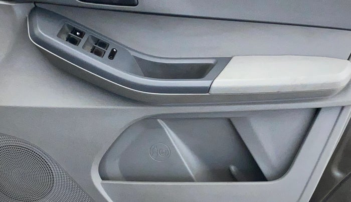 2023 Tata TIGOR XM CNG, CNG, Manual, 27,937 km, Driver Side Door Panels Control