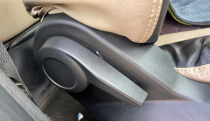 2022 Tata PUNCH PURE MT, Petrol, Manual, 24,174 km, Driver Side Adjustment Panel