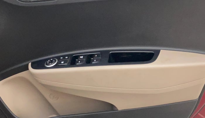 2015 Hyundai Grand i10 MAGNA 1.2 KAPPA VTVT, Petrol, Manual, 29,996 km, Driver Side Door Panels Control