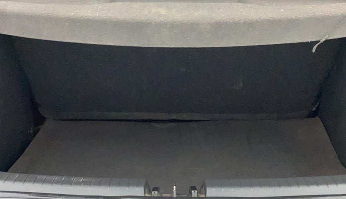 2018 Hyundai Elite i20 ERA 1.2, Petrol, Manual, 84,039 km, Boot Inside