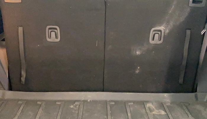 2023 KIA CARENS LUXURY PLUS 1.5 DIESEL AT 7 STR, Diesel, Automatic, 34,502 km, Boot Inside