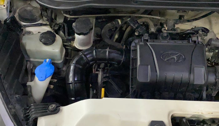 2016 Hyundai Eon MAGNA +, Petrol, Manual, 89,786 km, Engine View - Right