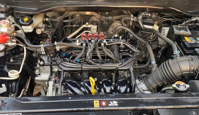 2024 Hyundai VENUE SX 1.2 PETROL, CNG, Manual, 31,232 km, Engine View - Right