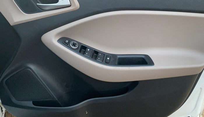 2019 Hyundai Elite i20 ASTA 1.2 (O), Petrol, Manual, 48,927 km, Driver Side Door Panels Control