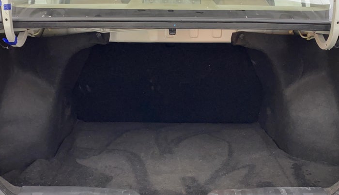 2016 Maruti Ciaz VXI, Petrol, Manual, 31,229 km, Boot Inside