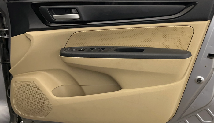 2020 Honda Amaze 1.2L I-VTEC V CVT, Petrol, Automatic, 70,696 km, Driver Side Door Panels Control