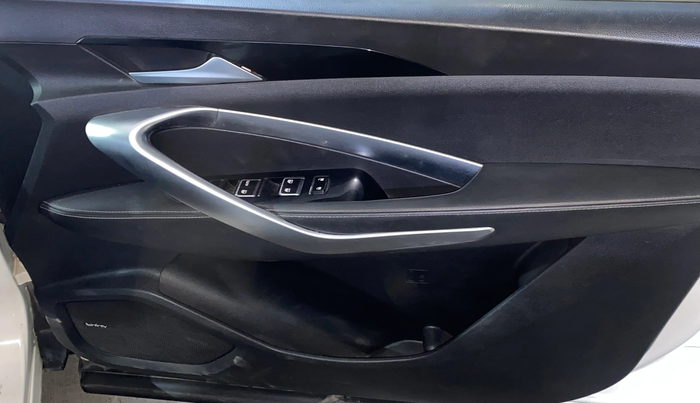 2019 MG HECTOR SHARP 2.0 DIESEL, Diesel, Manual, 86,762 km, Driver Side Door Panels Control