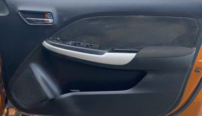 2016 Maruti Baleno DELTA PETROL 1.2, Petrol, Manual, 72,140 km, Driver Side Door Panels Control