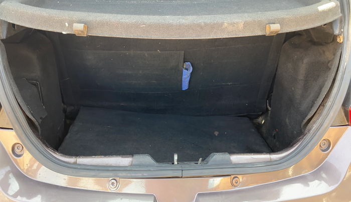 2016 Tata Tiago XT PETROL, Petrol, Manual, 1,09,603 km, Boot Inside