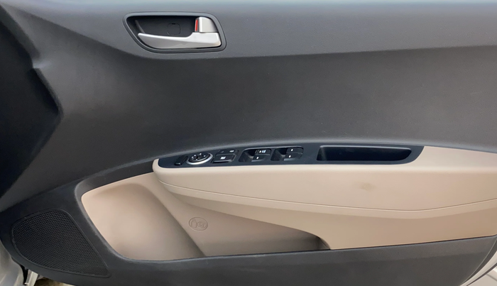 2015 Hyundai Xcent S 1.2, Petrol, Manual, 42,085 km, Driver Side Door Panels Control