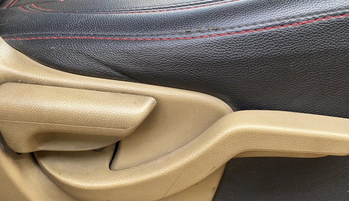 2013 Honda Amaze 1.2L I-VTEC S, Petrol, Manual, 78,416 km, Driver Side Adjustment Panel