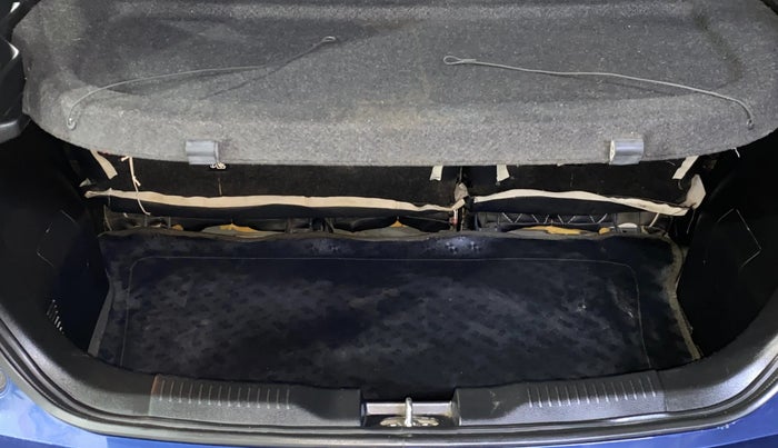 2022 Maruti IGNIS ZETA 1.2, Petrol, Manual, 35,815 km, Boot Inside