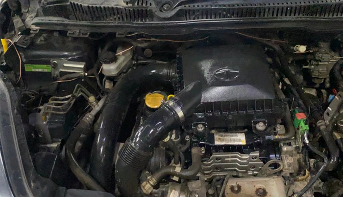 2018 Tata NEXON XM PETROL, CNG, Manual, 81,527 km, Engine View - Right