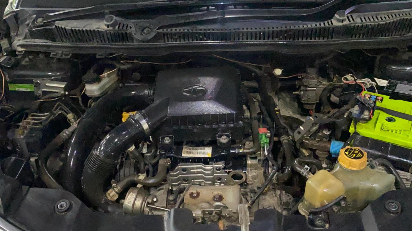 2018 Tata NEXON XM PETROL, CNG, Manual, 81,527 km, Engine View