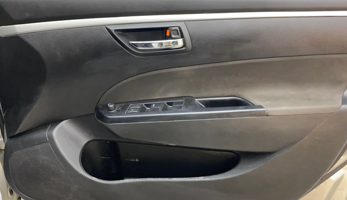 2015 Maruti Swift ZXI, Petrol, Manual, 1,11,287 km, Driver Side Door Panels Control