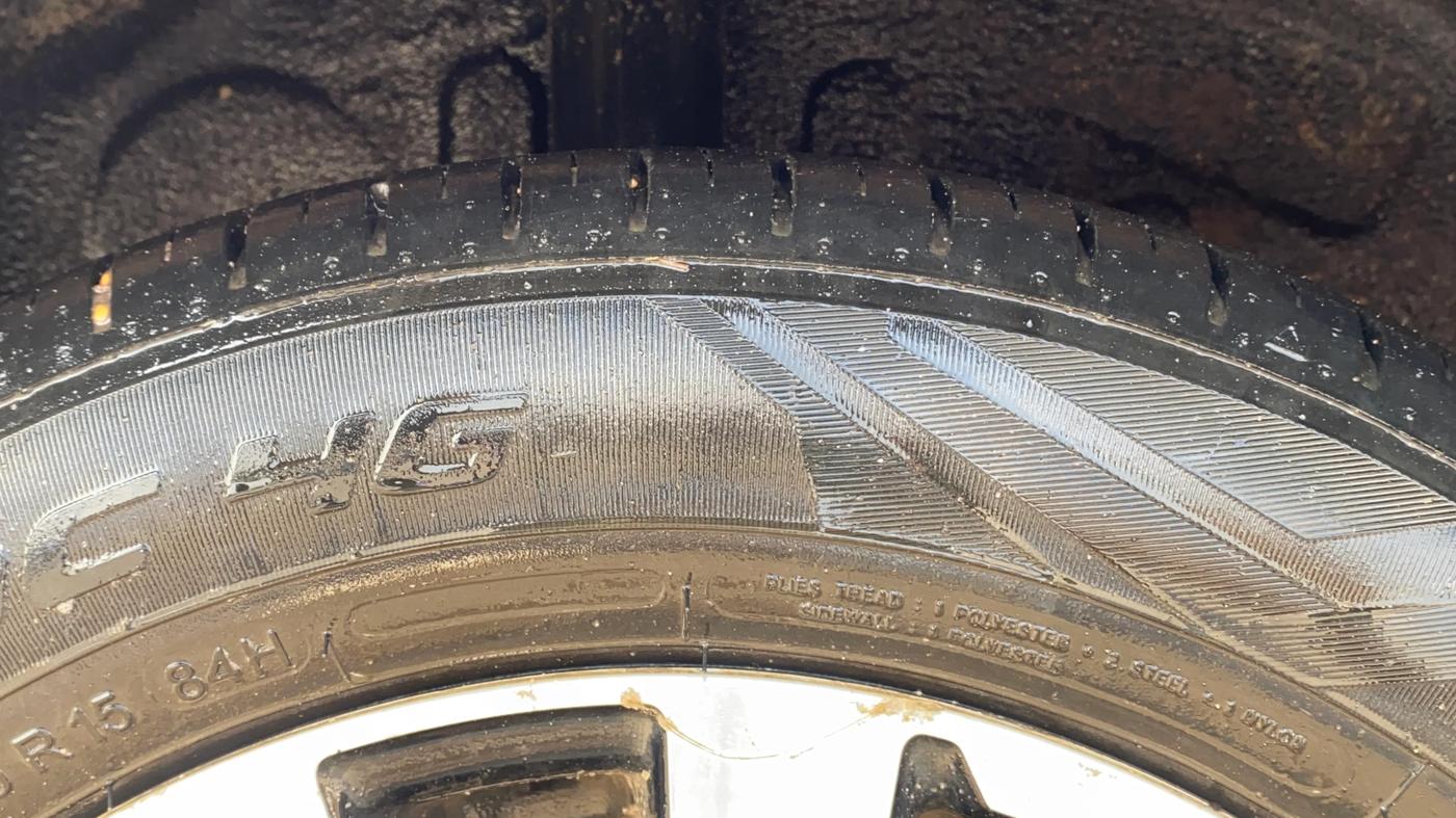 2020 Toyota Etios CROSS 1.2 G, CNG, Manual, 65,611 km, Right Rear Tyre Tread