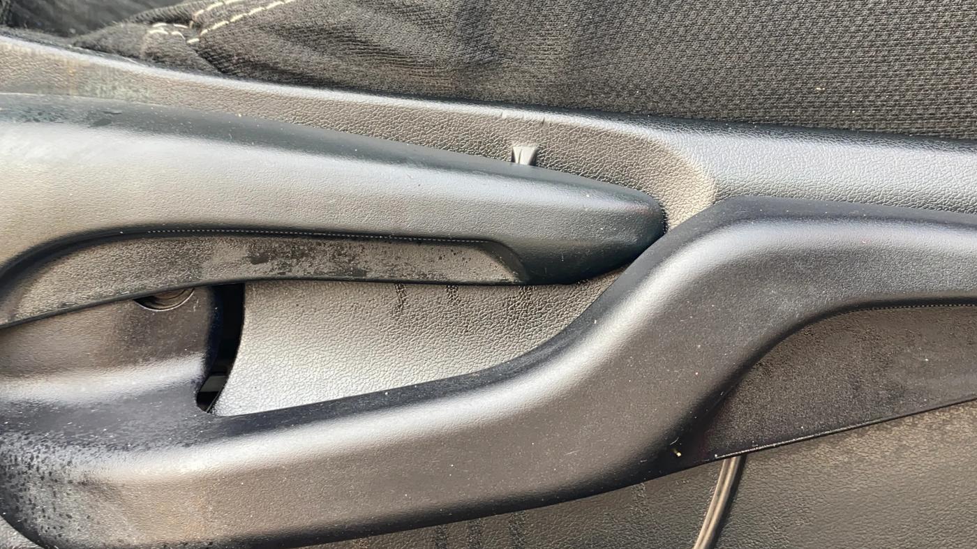2020 Toyota Etios CROSS 1.2 G, CNG, Manual, 65,611 km, Driver Side Adjustment Panel