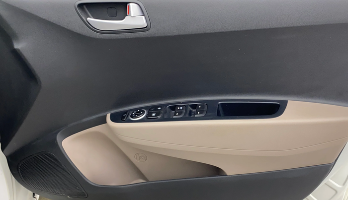 2016 Hyundai Grand i10 SPORTZ 1.2 KAPPA VTVT, Petrol, Manual, 55,544 km, Driver Side Door Panels Control