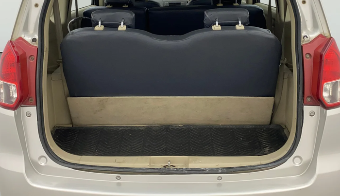 2014 Maruti Ertiga ZDI, Diesel, Manual, 93,357 km, Boot Inside