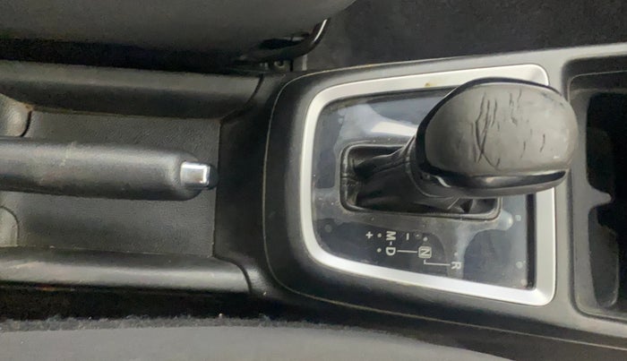 2018 Maruti Swift VXI AMT, Petrol, Automatic, 1,08,777 km, Gear Lever