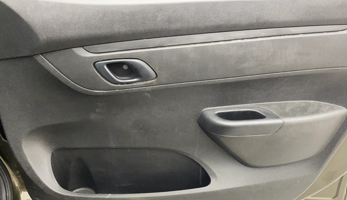 2019 Renault Kwid RXL, Petrol, Manual, 41,493 km, Driver Side Door Panels Control