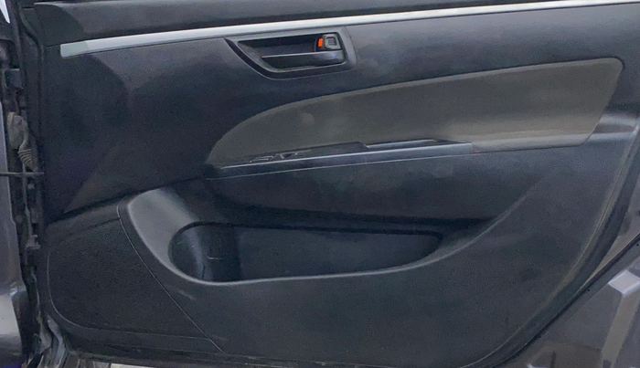 2016 Maruti Swift LXI (O), Petrol, Manual, 88,298 km, Driver Side Door Panels Control