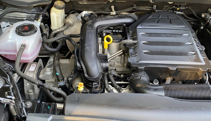 2023 Skoda KUSHAQ AMBITION 1.0L TSI MT, Petrol, Manual, 65,263 km, Engine View - Right