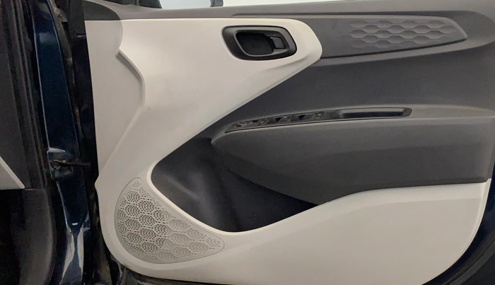 2021 Hyundai GRAND I10 NIOS MAGNA 1.2 KAPPA VTVT, Petrol, Manual, 39,155 km, Driver Side Door Panels Control