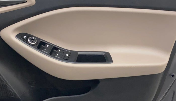 2015 Hyundai Elite i20 ASTA 1.2, Petrol, Manual, 60,175 km, Driver Side Door Panels Control