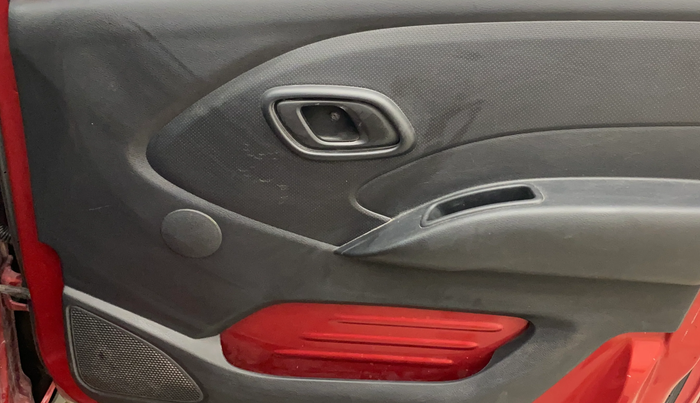 2017 Datsun Redi Go T (O), Petrol, Manual, 35,209 km, Driver Side Door Panels Control