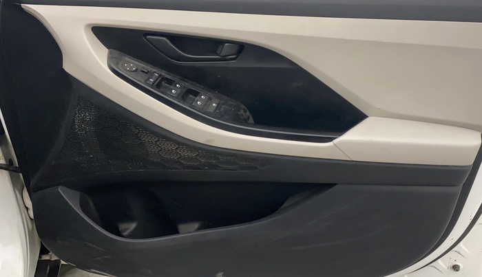 2021 Hyundai Creta EX 1.5 PETROL, Petrol, Manual, 29,363 km, Driver Side Door Panels Control