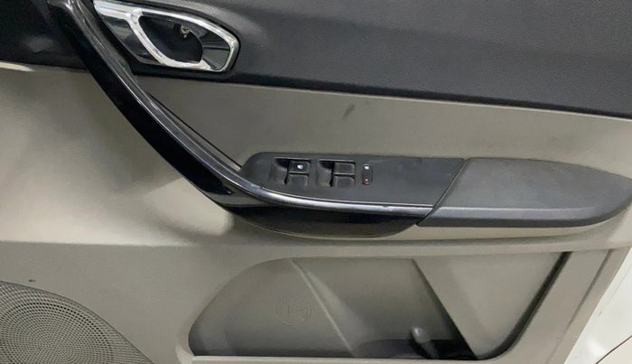 2018 Tata Tiago XZ PETROL, Petrol, Manual, 50,582 km, Driver Side Door Panels Control