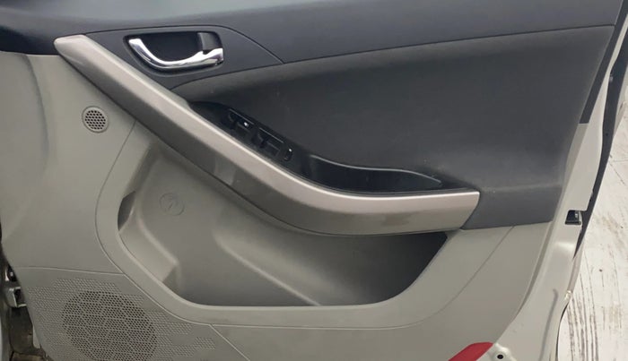 2018 Tata NEXON XZA PLUS PETROL, Petrol, Automatic, 23,807 km, Driver Side Door Panels Control