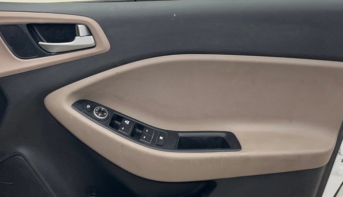 2019 Hyundai Elite i20 SPORTZ PLUS  1.2 CVT, Petrol, Automatic, 56,417 km, Driver Side Door Panels Control