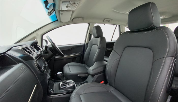 2018 Tata Hexa Varicor 400 XTA, Diesel, Automatic, 39,282 km, Right Side Front Door Cabin