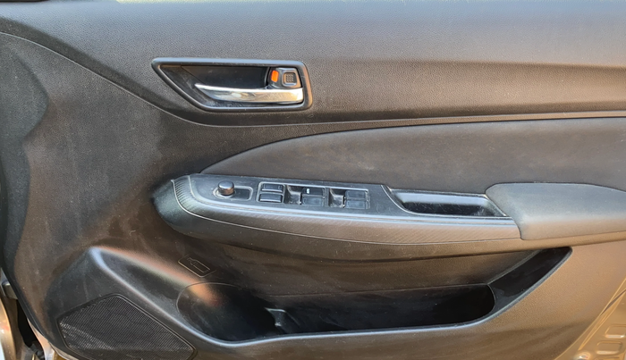 2018 Maruti Swift VXI AMT, Petrol, Automatic, 80,076 km, Driver Side Door Panels Control