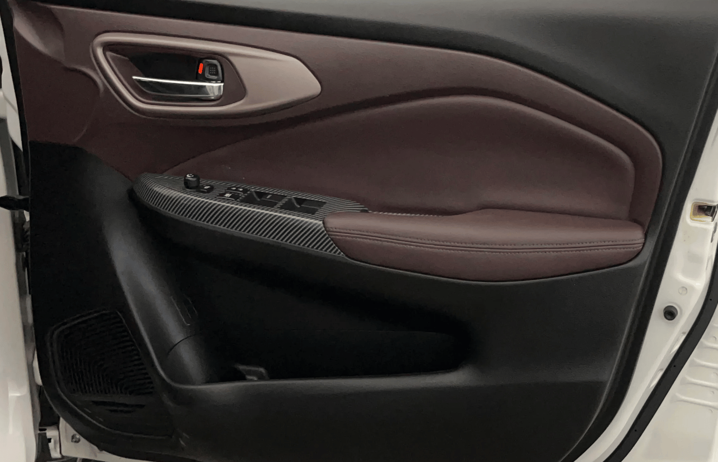 2024 Maruti FRONX ZETA 1.0L TURBO 6 AT, Petrol, Automatic, 6,209 km, Driver Side Door Panels Control
